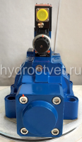 4WRZE32E1-520-7X/6EG24ETK31/A1D3M - Пропорциональный распределитель  Ду32 со встроенным усилителем (OBE), номинальный расход 520 л/мин, схема E1-, каналы управления ET - X и Y - внутренние, сигнал управления ± 10 В